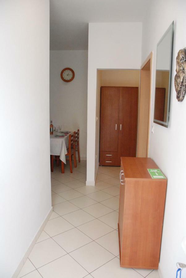 Apartmani Radin Rosini Exterior foto
