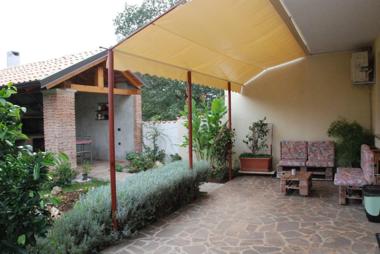 Apartmani Radin Rosini Exterior foto