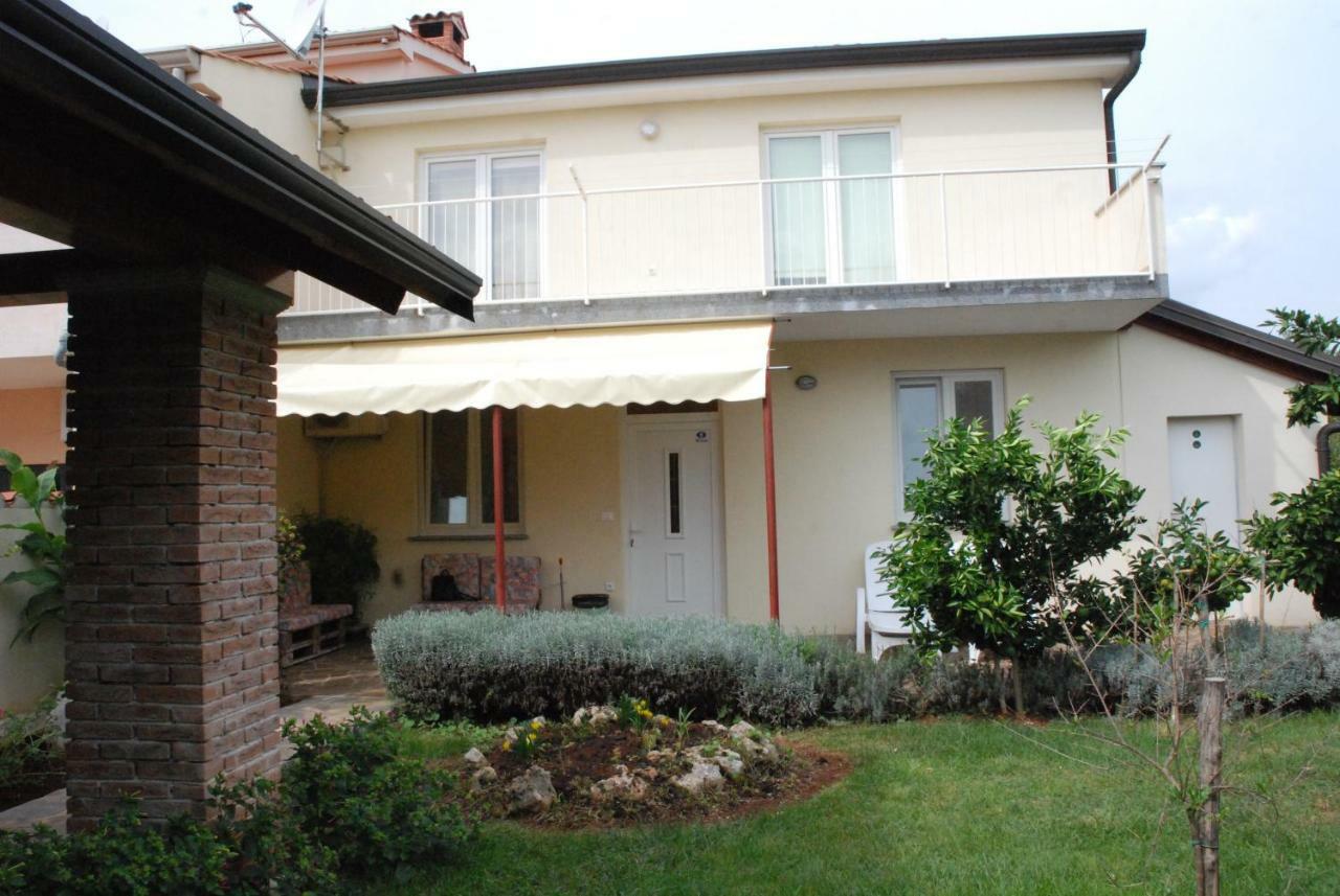 Apartmani Radin Rosini Exterior foto